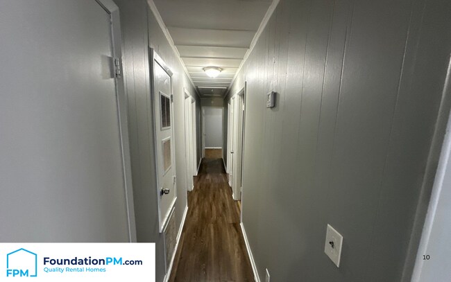 Foto del edificio - 670 Gilleas Rd