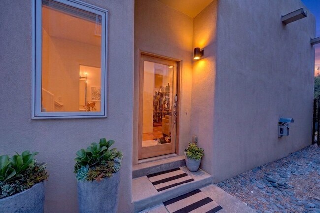 Foto del edificio - 753 Viento Cir