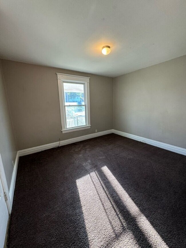 Foto del edificio - 3418 Broadway