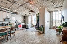 Building Photo - 1122 Jackson St