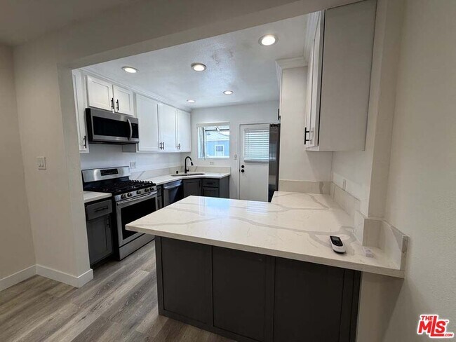 Foto del edificio - 8818 Ramsgate Ave