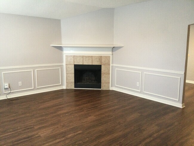 Foto del edificio - 6705 Dusty Ridge Trl