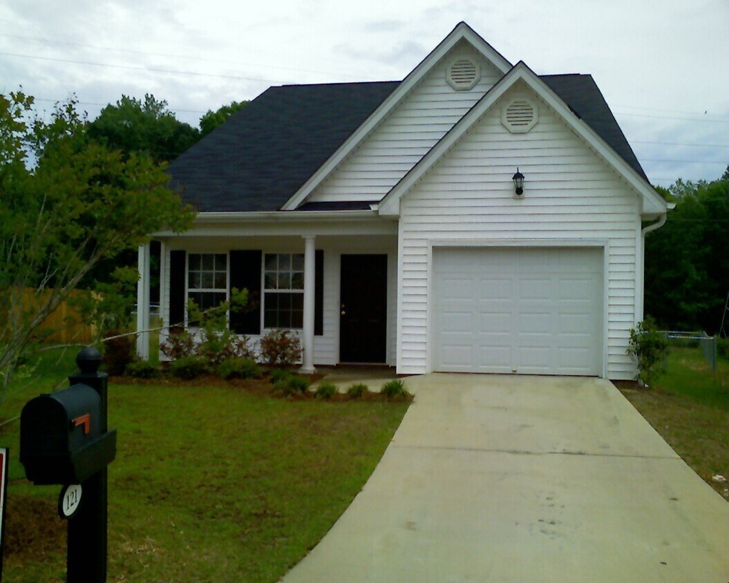 121 Bentley Ct, Lexington, SC 29072 House for Rent in Lexington, SC