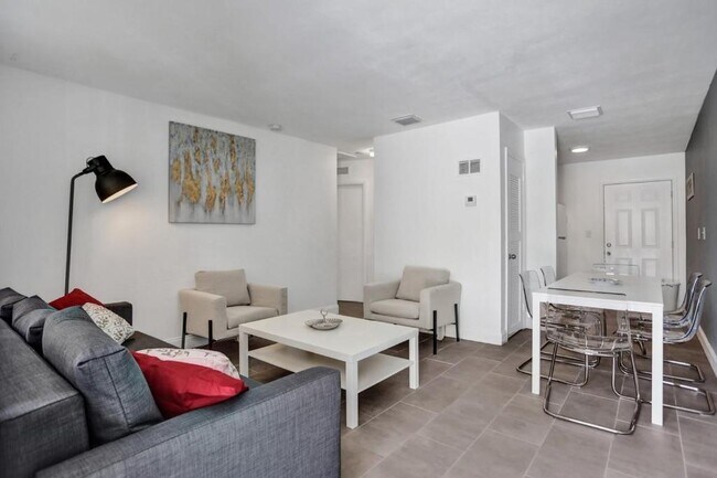 Foto del edificio - 914 3rd St