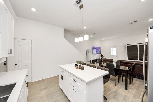 Foto del edificio - 4613 Ireland St