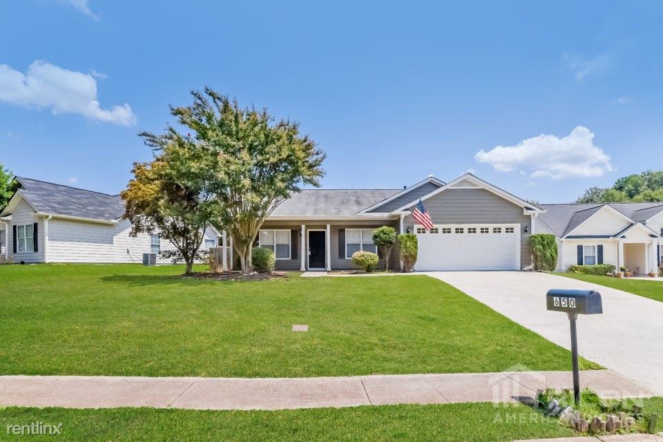 Primary Photo - 650 Chatham Park Dr
