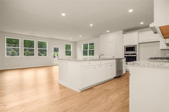 Building Photo - 410 Pt Pl Dr