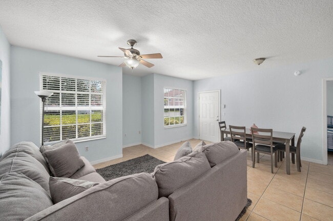 Foto del edificio - 158 SW Peacock Blvd
