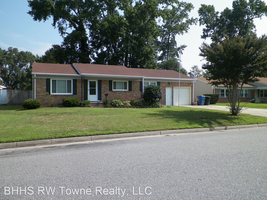 3 br, 2 bath House 3644 Teakwood Drive House Rental in Virginia