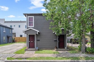Building Photo - 2410 Milby St