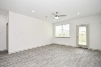 Building Photo - 2818 Bethnal Gdn Wy