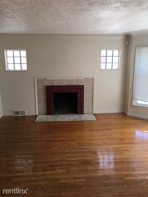 Building Photo - 17145 San Juan Dr