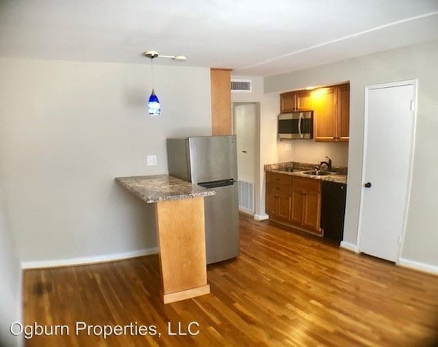 Building Photo - 401 Lockland Ave