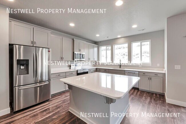 Foto del edificio - 3193 Deer Canyon Dr