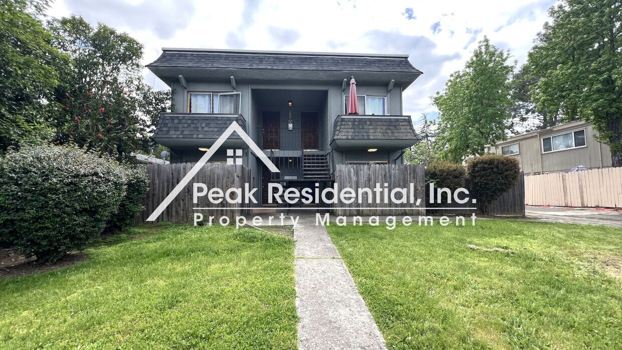 Primary Photo - Roselake2212