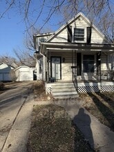 Building Photo - 1275 SW Mulvane St