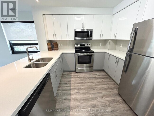 Photo du bâtiment - 101 - 460B BELMONT AVENUE W