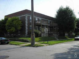 Building Photo - 1337 E Market St