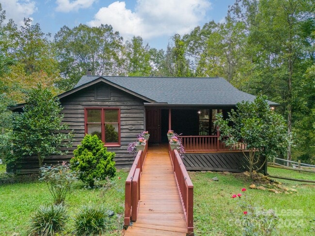 Building Photo - 4063 Creekview Ln