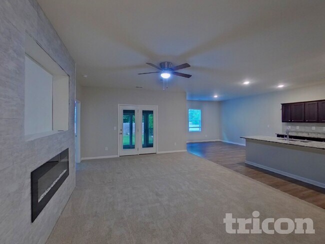 Foto del edificio - 225 Sinclair Way