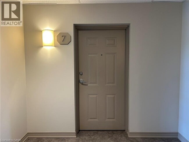 Photo du bâtiment - 992 Windham Centre Rd
