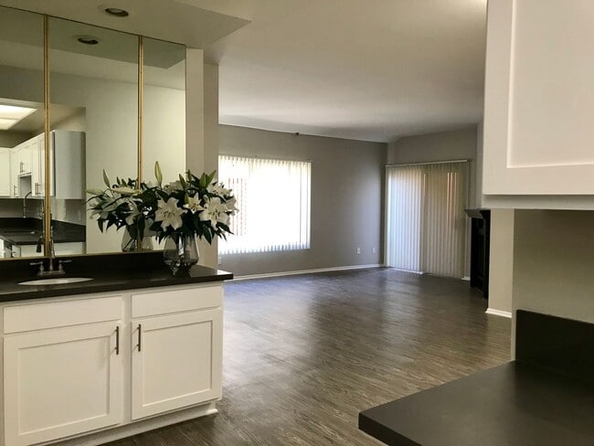 Interior Photo - Kester View