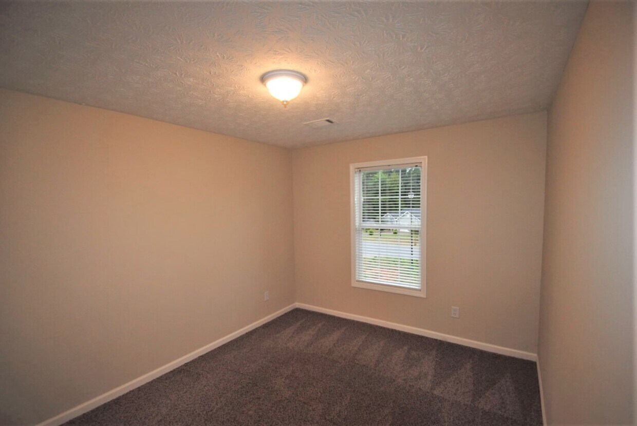 Primary Photo - 1363 Lance Cir