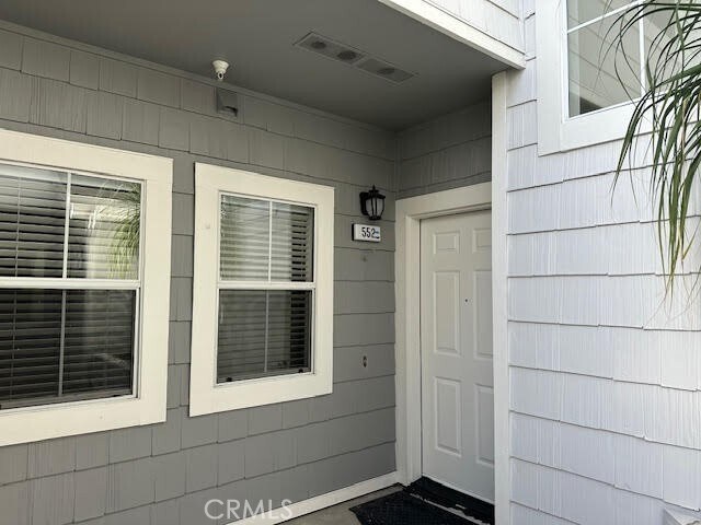 Foto del edificio - 552 Shoal Cir