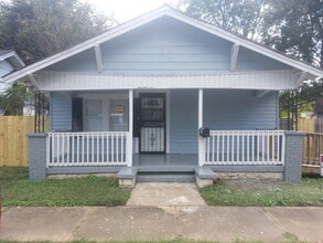 Building Photo - 1043 Jackson Blvd