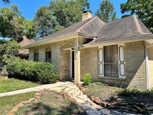 Foto del edificio - 3022 Falling Brook Dr