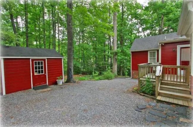 Building Photo - 12130 Mansfield Ter