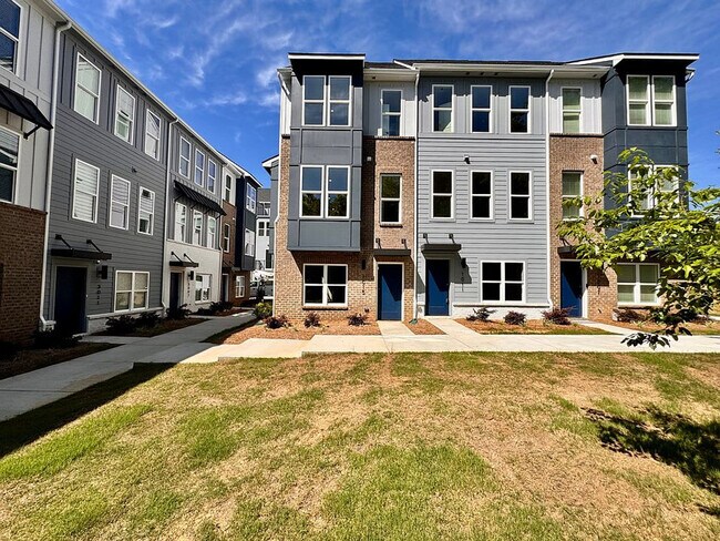 Foto del edificio - 1015 Kokomo Ln