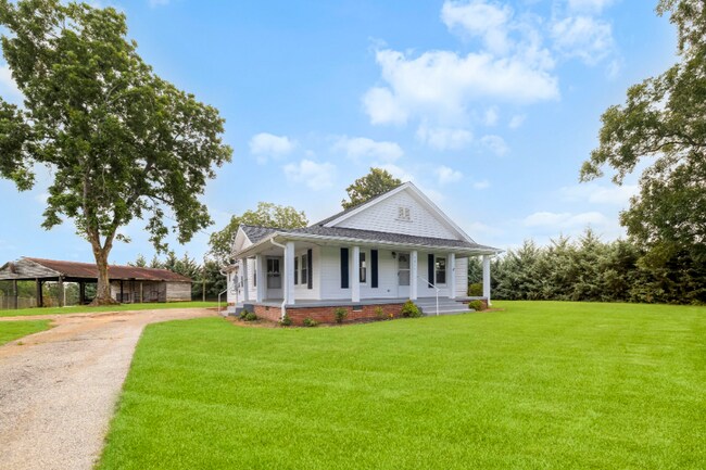 Foto del edificio - 2811 Locust Hill Rd