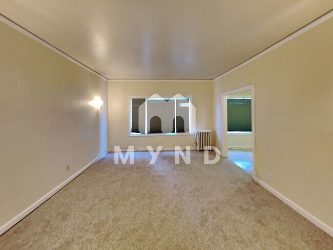 Building Photo - 840 York St Apt 14