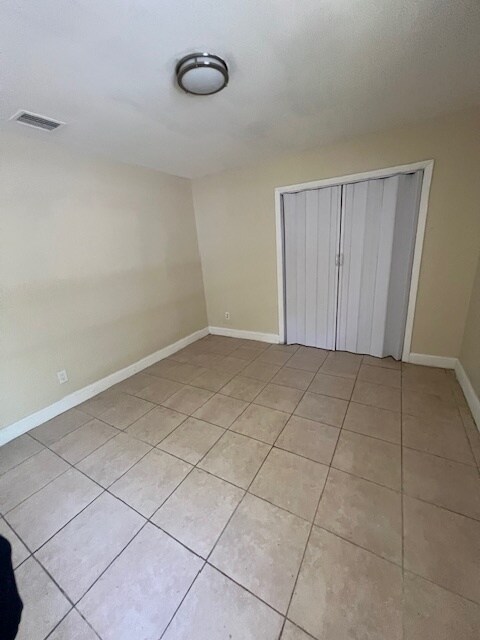 Foto del edificio - 2155 NW 71st St