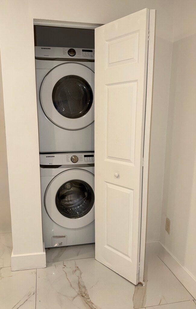 Photo - 8900 NW 33rd Avenue Rd House