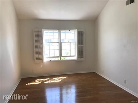 Building Photo - 2 br, 2 bath House - 2910 Seaview Ave