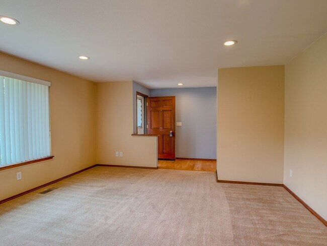 Foto del edificio - 3305 20th St SE