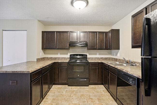 Building Photo - Eastland Apartments
