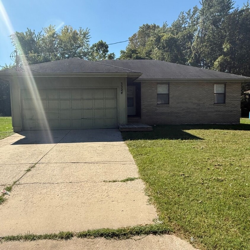 Primary Photo - remodeled 3 bedroom 2 bathroom home