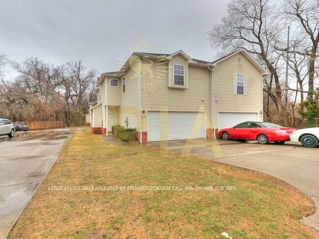 Foto del edificio - Amazing 3 Bed/ 2.5 Bath/ 2 Car Garage Cond...