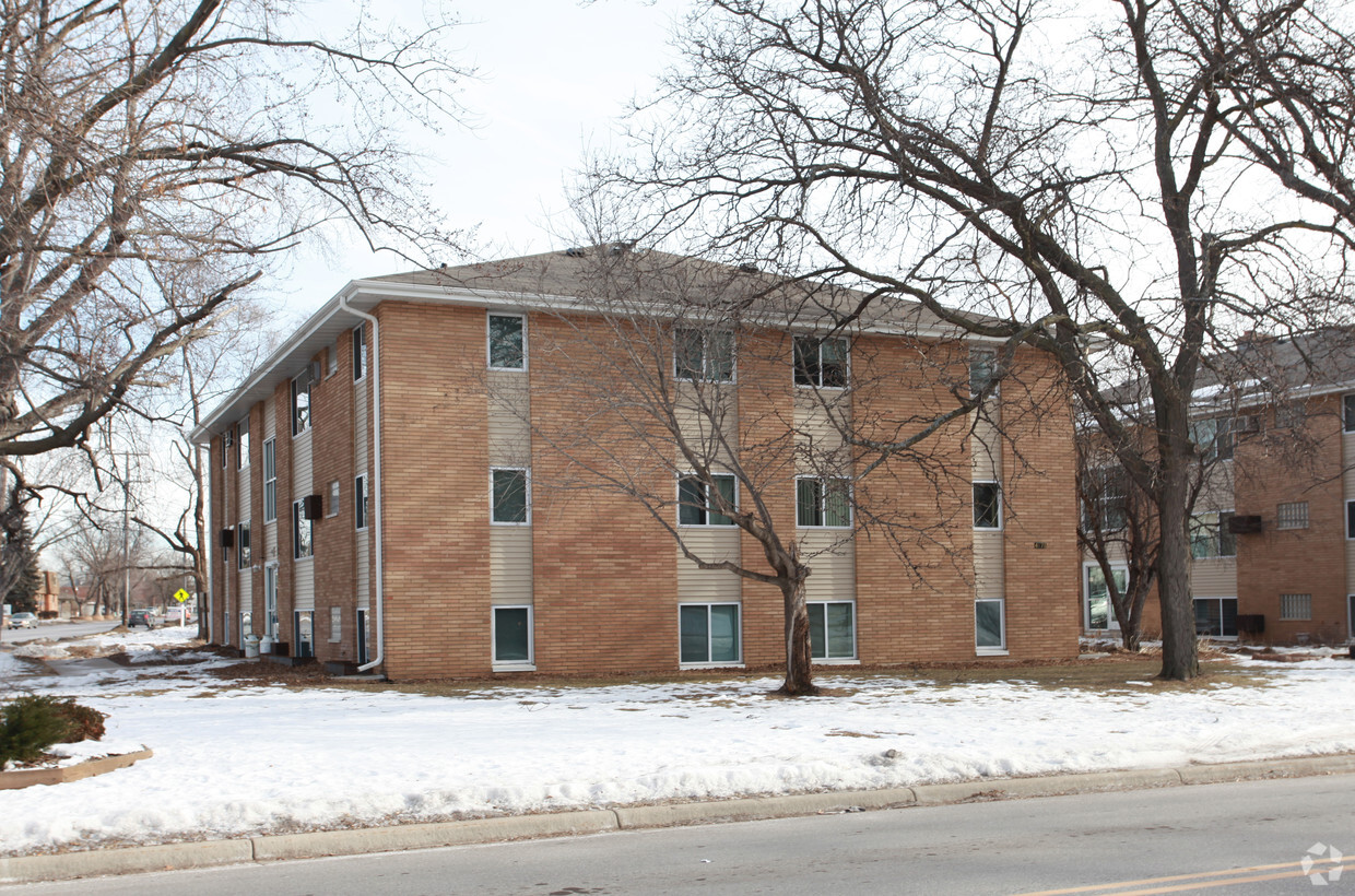 Building Photo - 4176 Adair Ave N