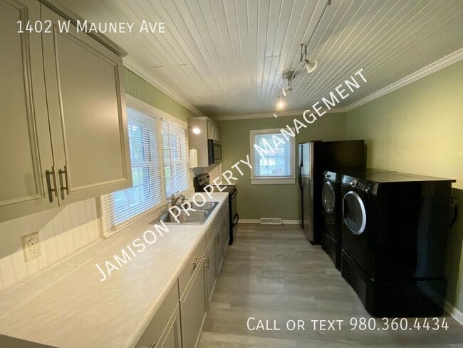 Foto del edificio - 1402 W Mauney Ave