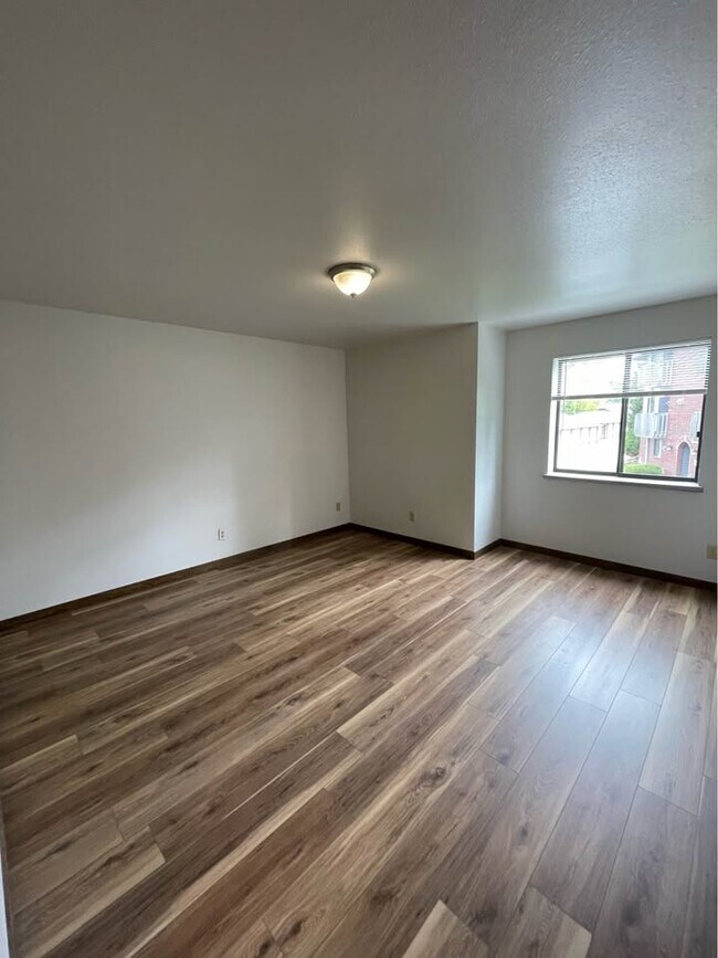 Foto del edificio - 2885 Glen Creek Pl