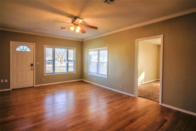 Foto del edificio - 836 E Eufaula St