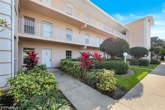 Building Photo - 3250 Cypress Glen Way