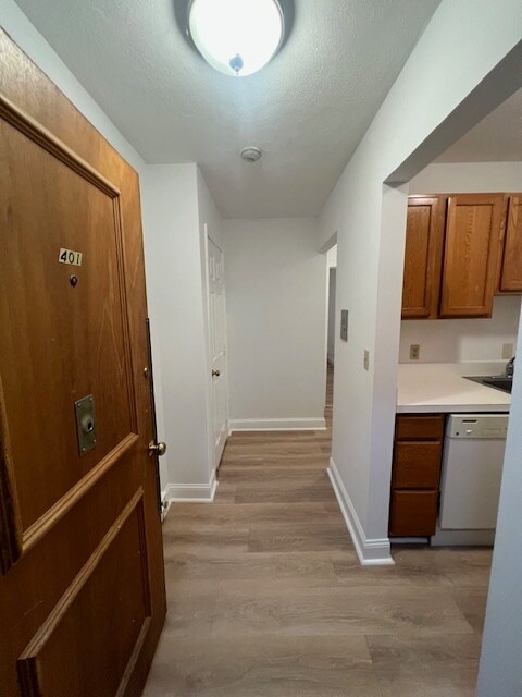 Building Photo - 111 Norway St