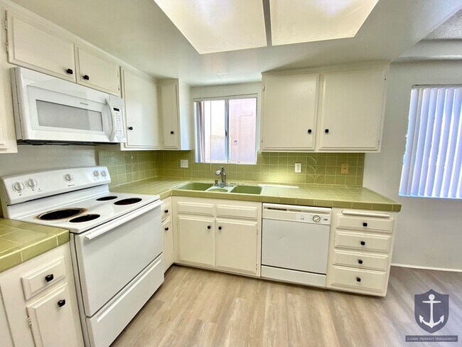 Foto del edificio - 2208 Nelson Ave