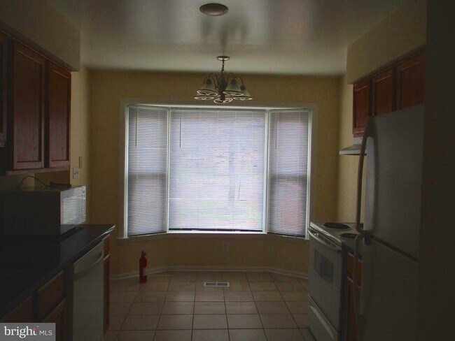 Building Photo - 119 Pontiac Way