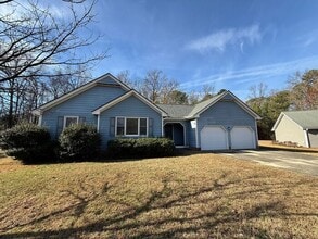 Building Photo - 405 Avent Cir